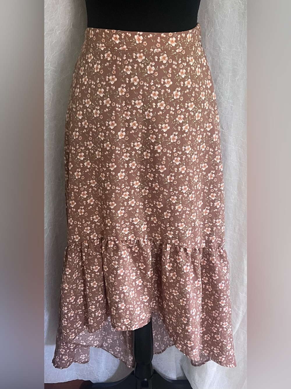 Women's Floral Ruffle Hem Skirt shorter in front longer in back